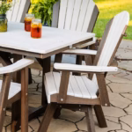 Swivel dining chair for outdoor spaces