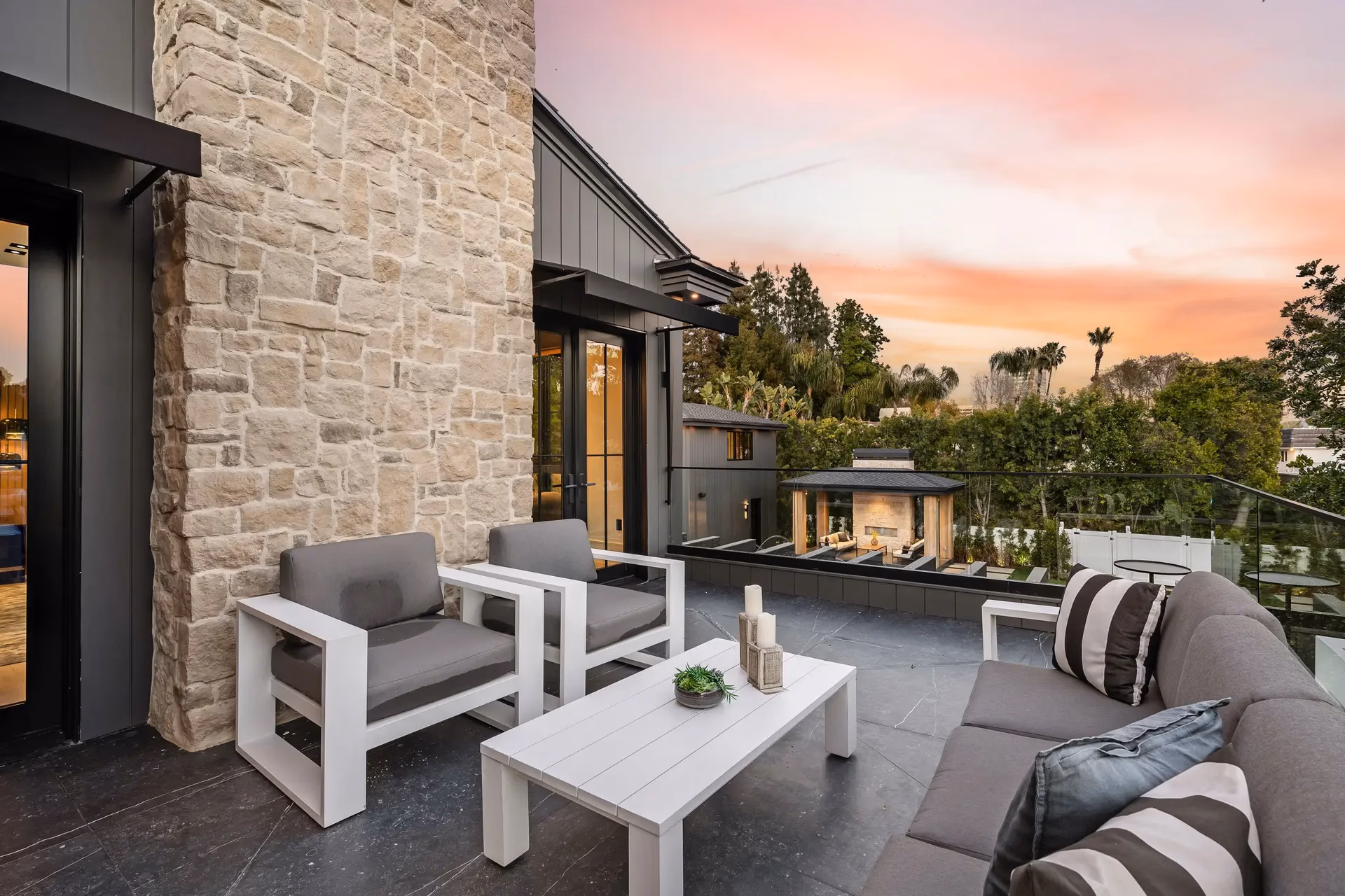 Modern Patio Furniture